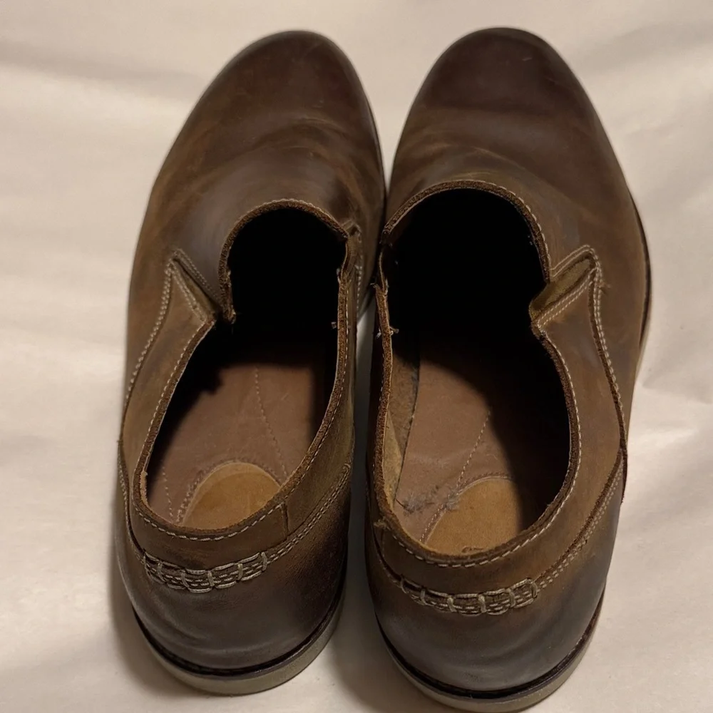 Clarks Rich Brown Slip-On Loafers